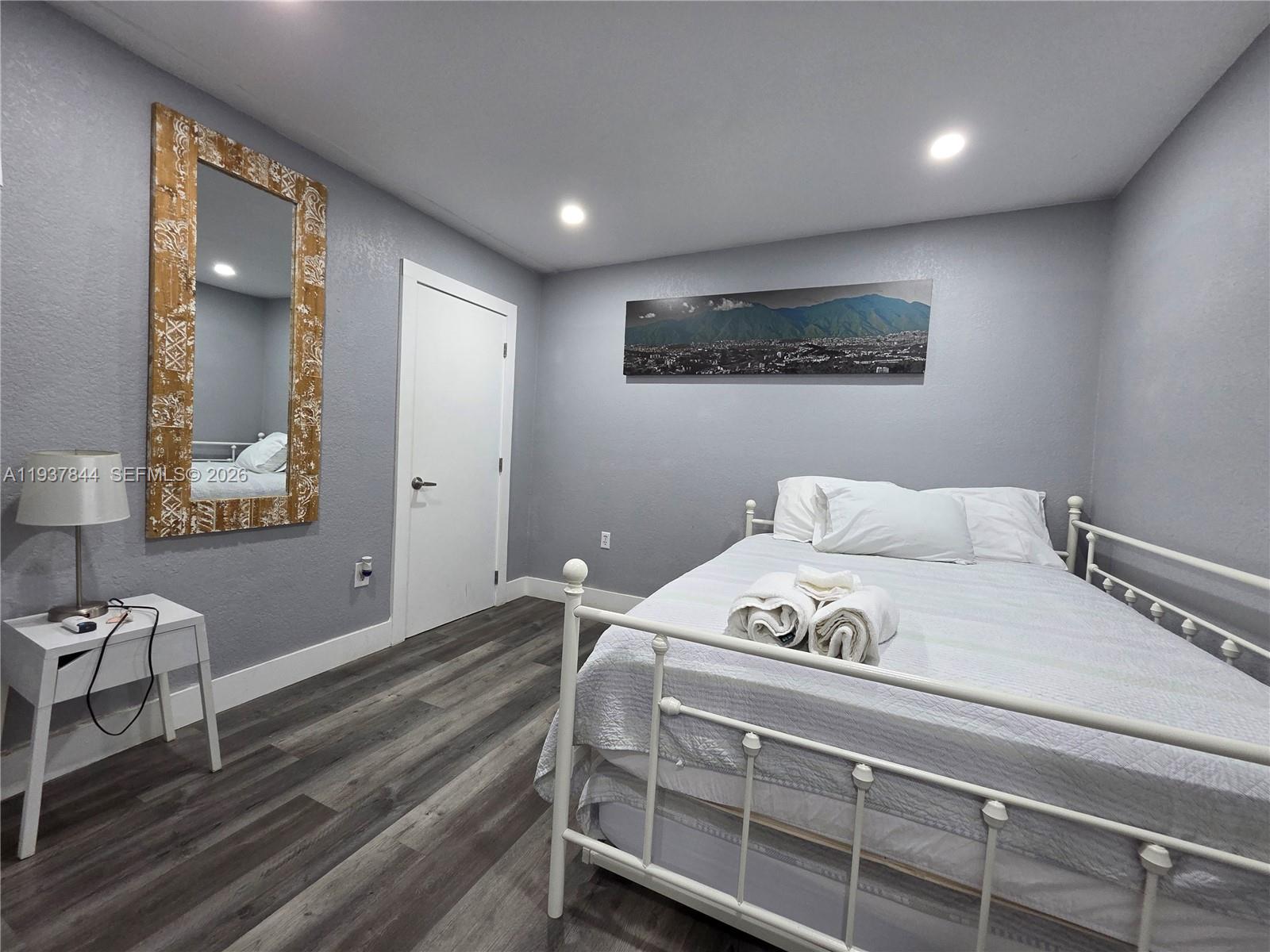 IRONS MANOR HIGH PINE ADD - Residential