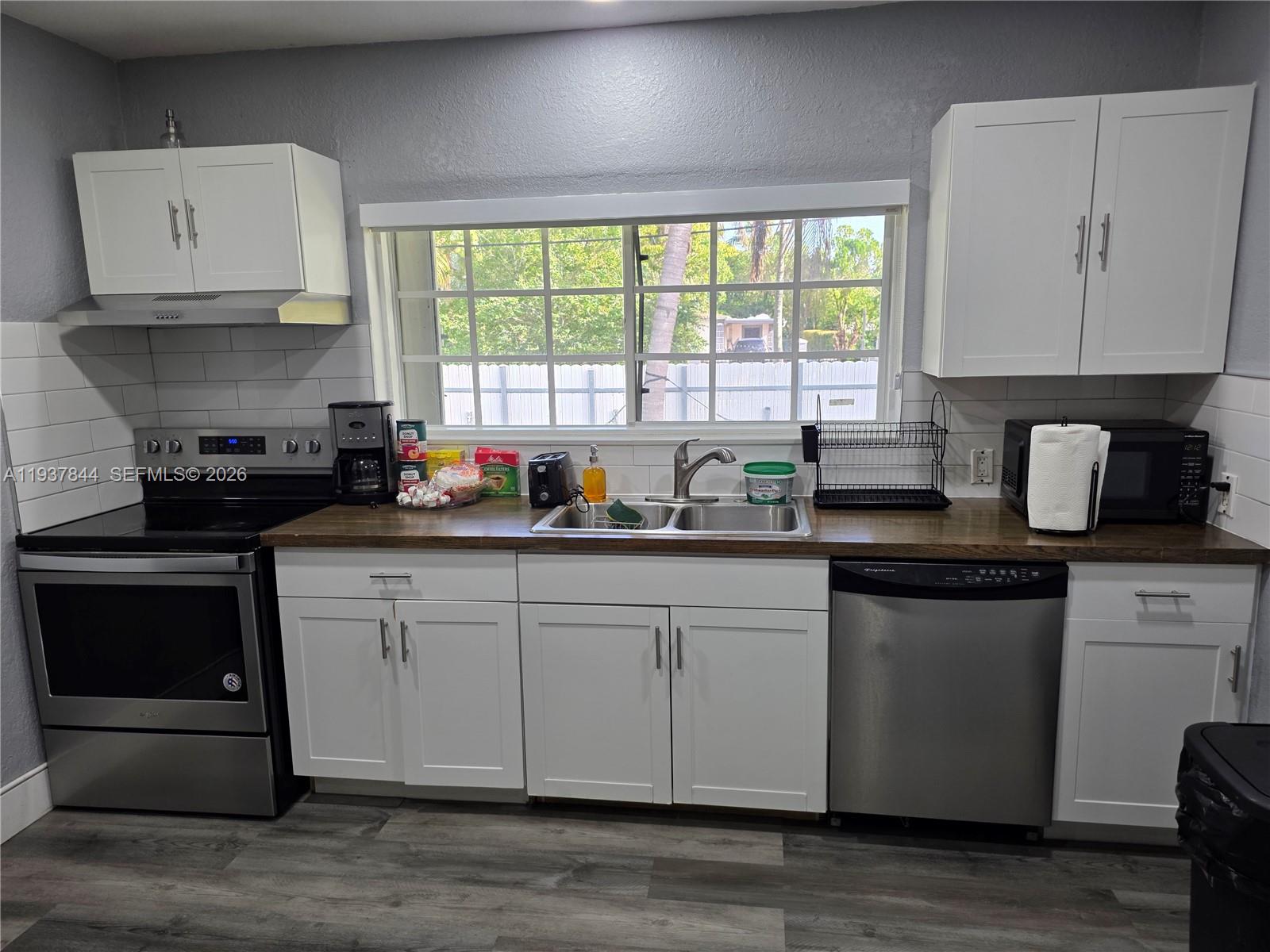 IRONS MANOR HIGH PINE ADD - Residential