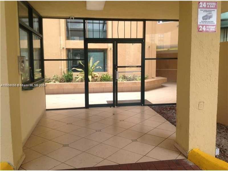 INTERNATIONAL TOWERS COND - Residential Lease