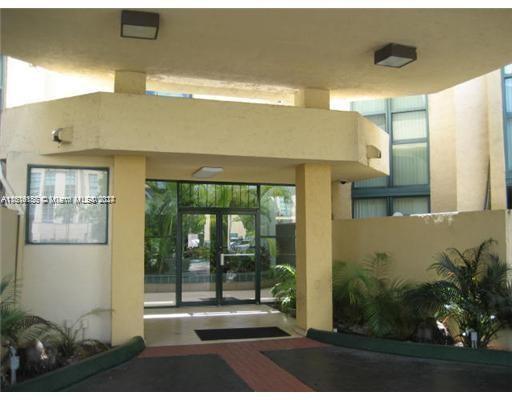 INTERNATIONAL TOWERS COND - Residential Lease