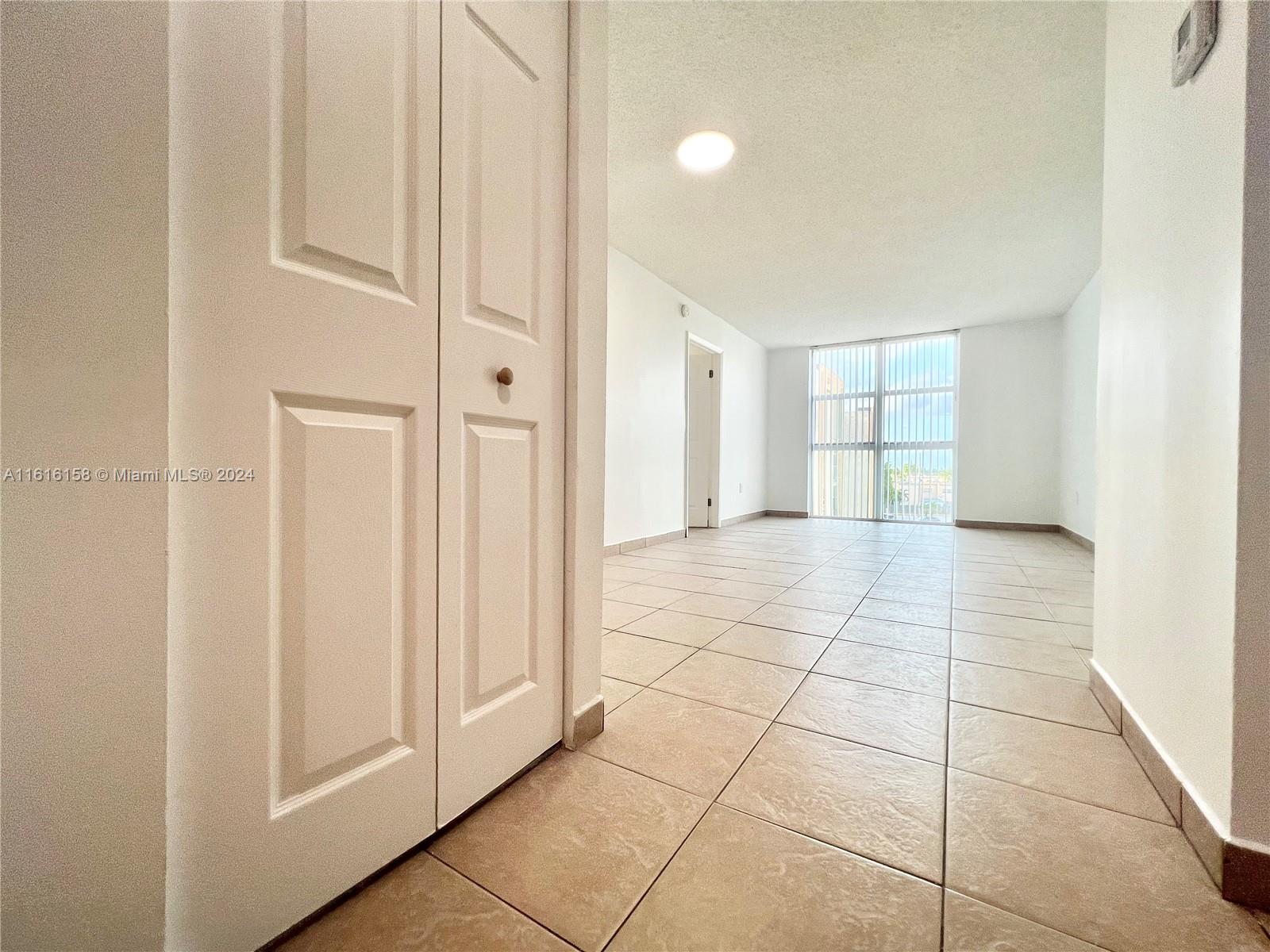 INTERNATIONAL TOWERS COND - Residential Lease