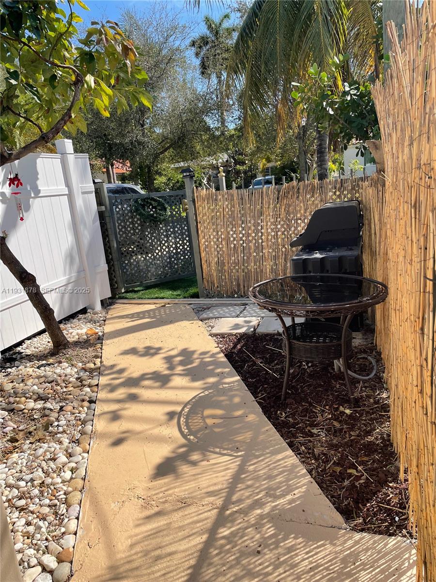 2ND REV PL OF PORT OF OCE - Residential Lease