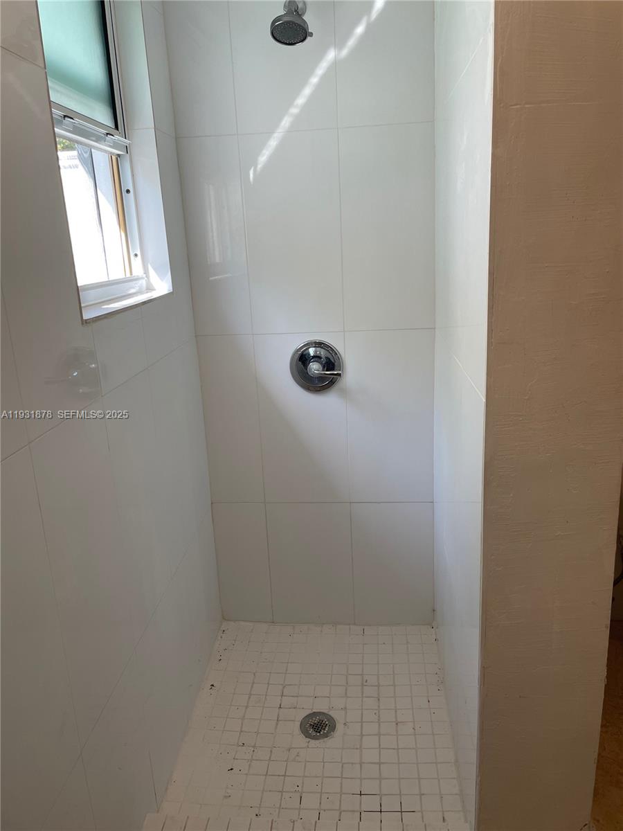 2ND REV PL OF PORT OF OCE - Residential Lease