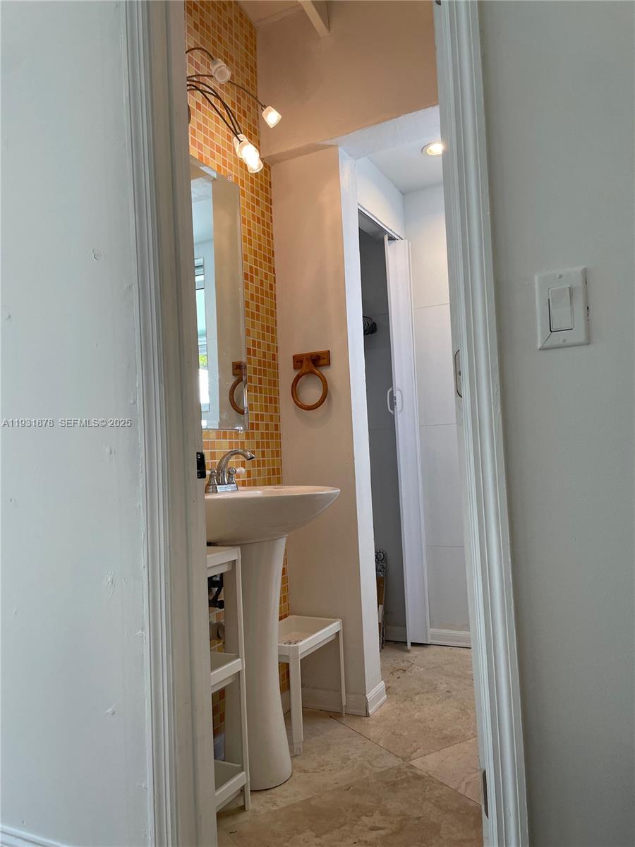 2ND REV PL OF PORT OF OCE - Residential Lease