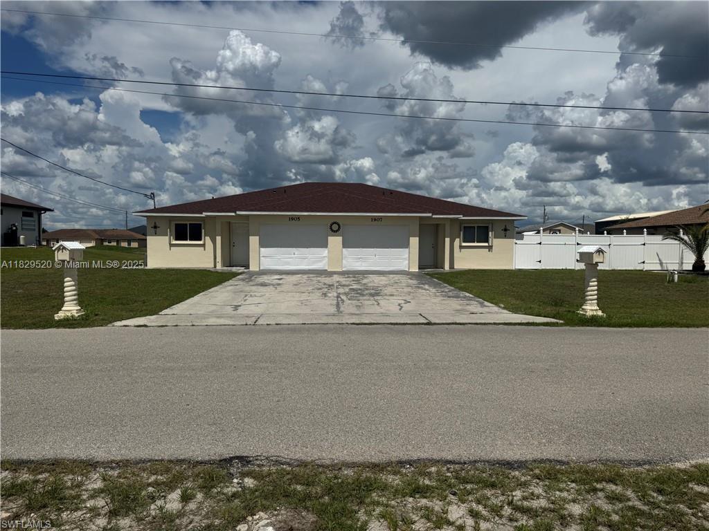 Discover an Extraordinary Dual-Family Investment Opportunity Nestled within the sun-drenched landscape of Lehigh Acres, this exceptional multi-family residence presents a rare opportunity for the discerning investor. With an impressive six bedrooms and four bathrooms thoughtfully distributed across 1,168 square feet of living space, this property stands as a testament to practical luxury and income potential. ------- refer to supplemental remarks for compete description!!!!