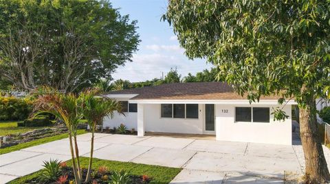 A home in Wilton Manors