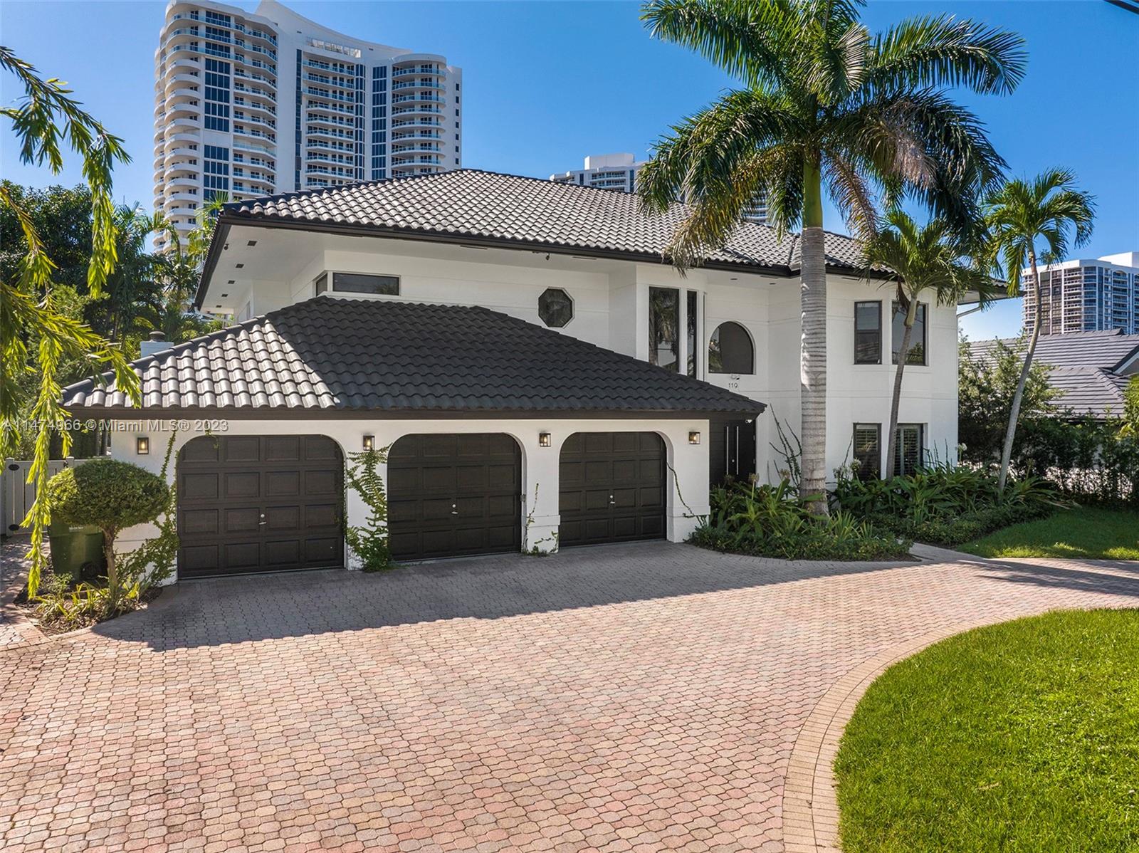 GOLDEN ISLES ESTATES FIRS - Residential