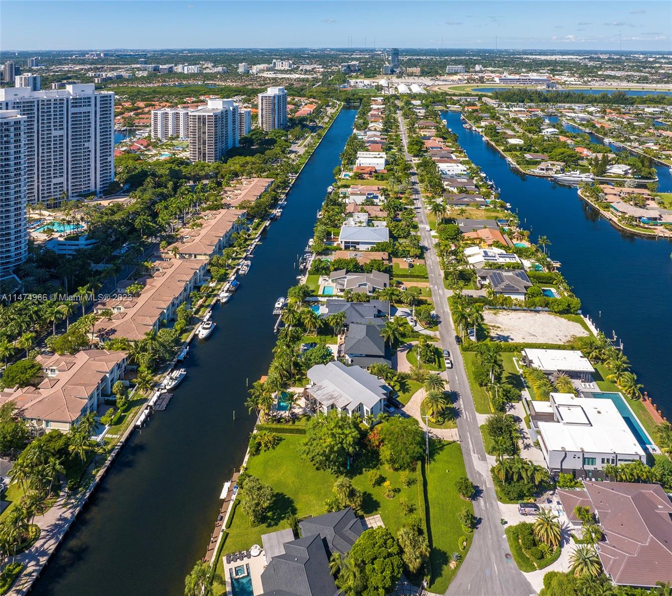 GOLDEN ISLES ESTATES FIRS - Residential