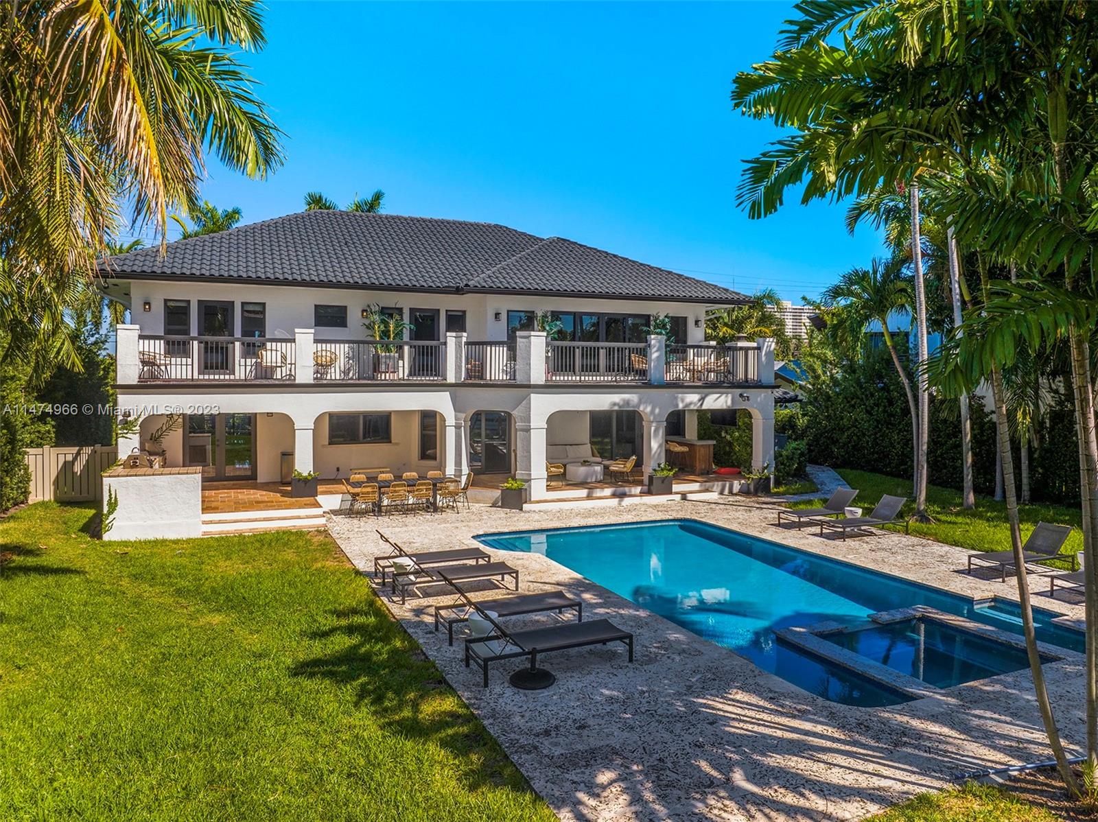 GOLDEN ISLES ESTATES FIRS - Residential