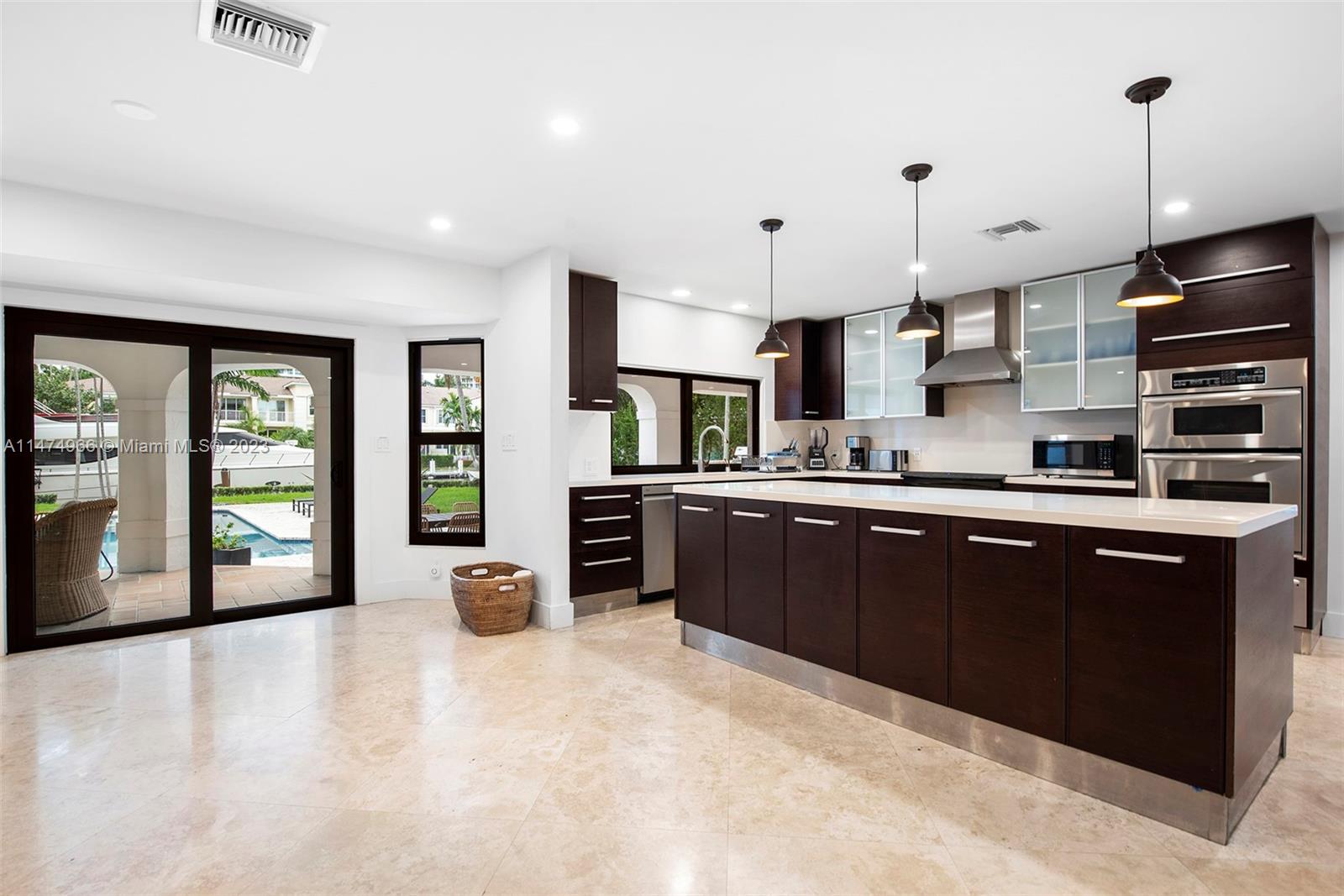 GOLDEN ISLES ESTATES FIRS - Residential