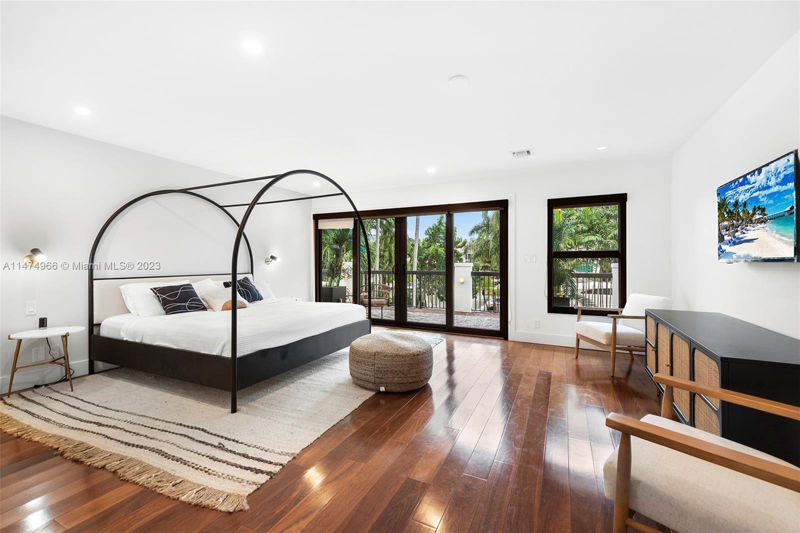 GOLDEN ISLES ESTATES FIRS - Residential