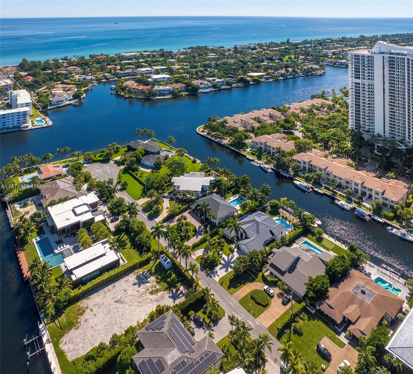 GOLDEN ISLES ESTATES FIRS - Residential