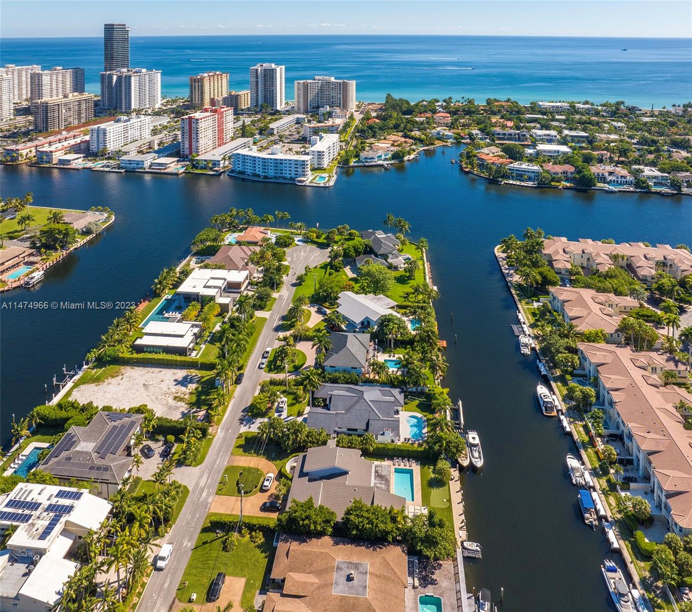 GOLDEN ISLES ESTATES FIRS - Residential