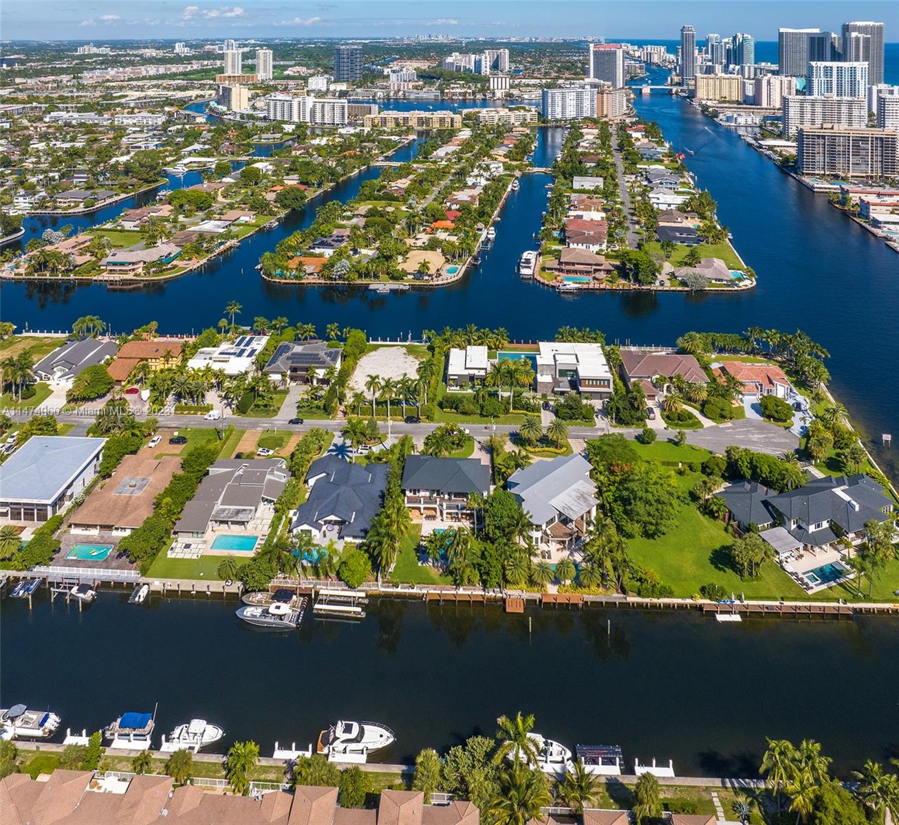 GOLDEN ISLES ESTATES FIRS - Residential