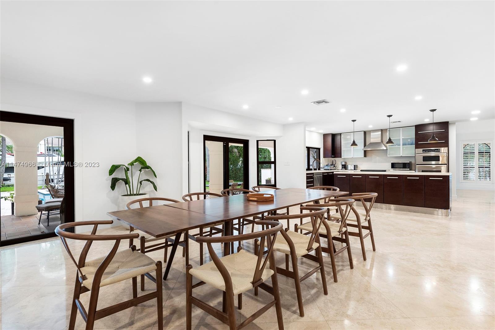 GOLDEN ISLES ESTATES FIRS - Residential