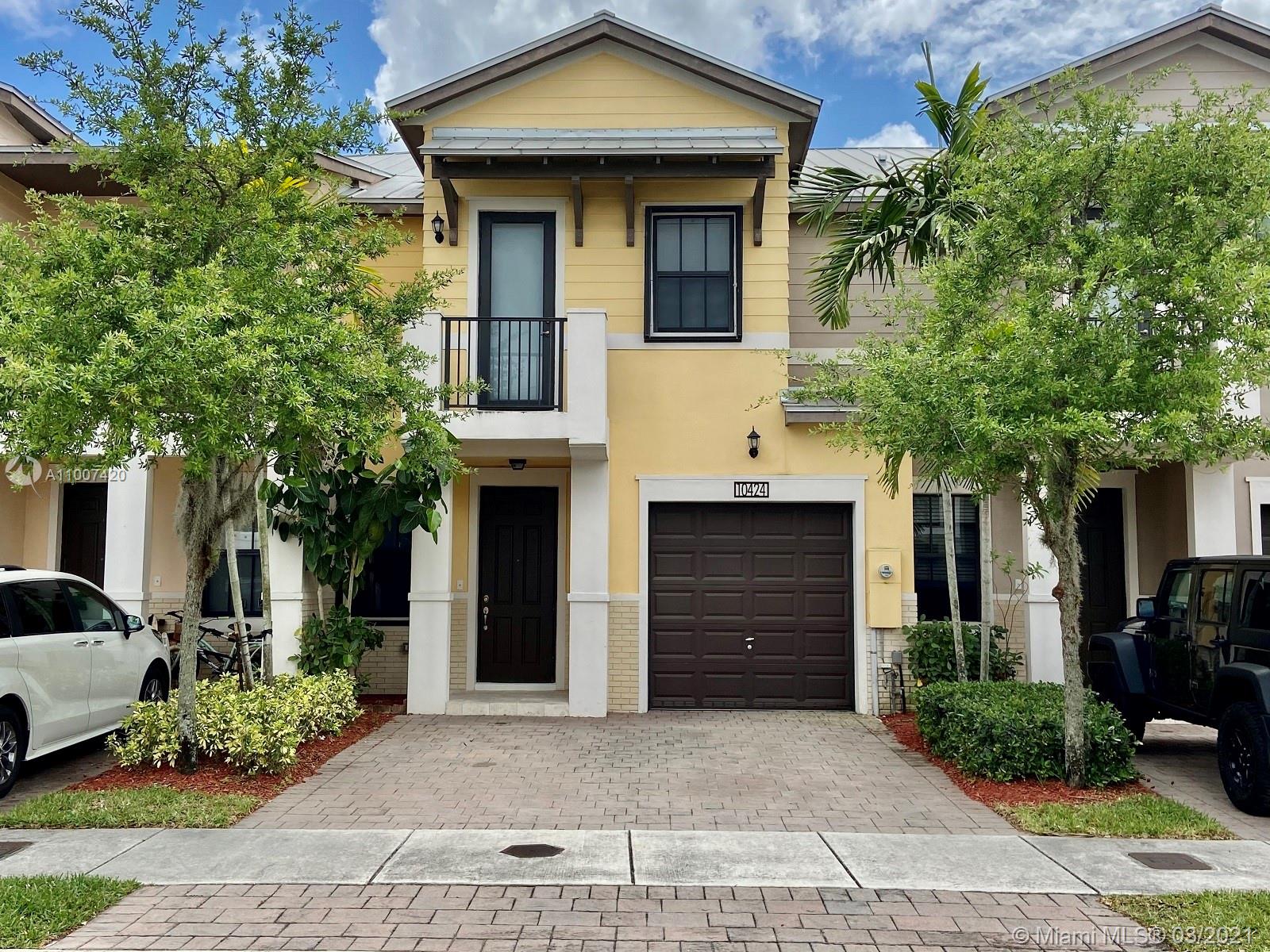 DORAL CAY - Residential Lease