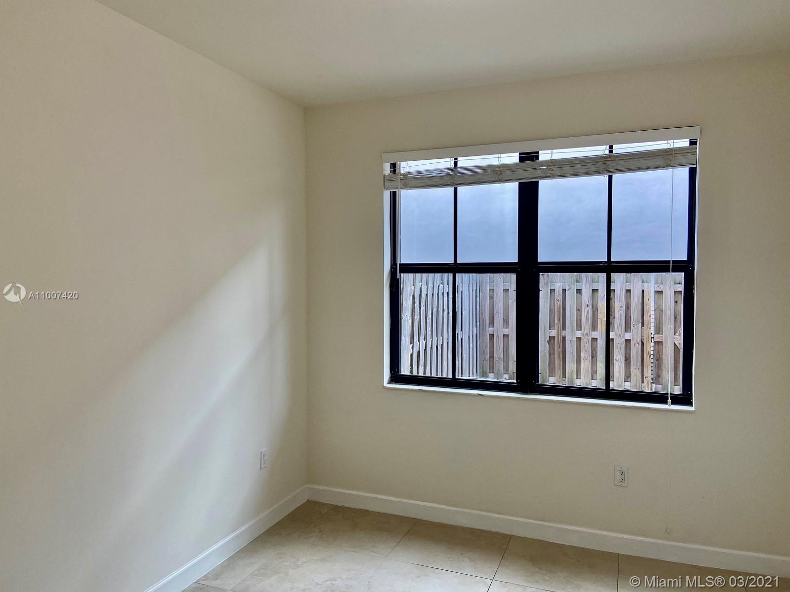 DORAL CAY - Residential Lease
