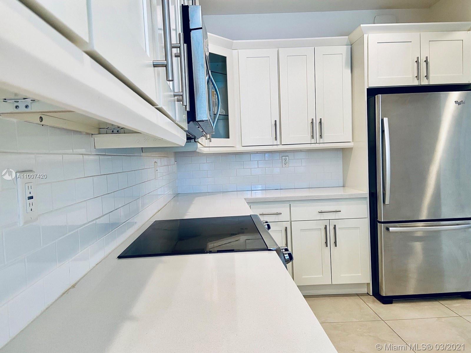 DORAL CAY - Residential Lease