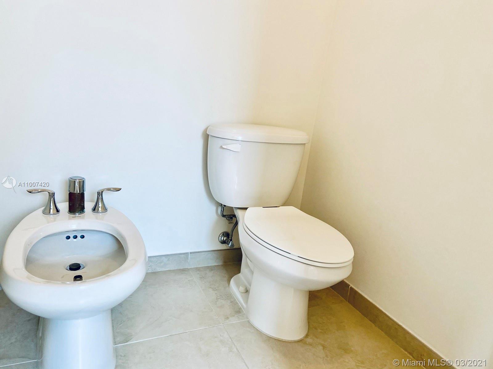 DORAL CAY - Residential Lease