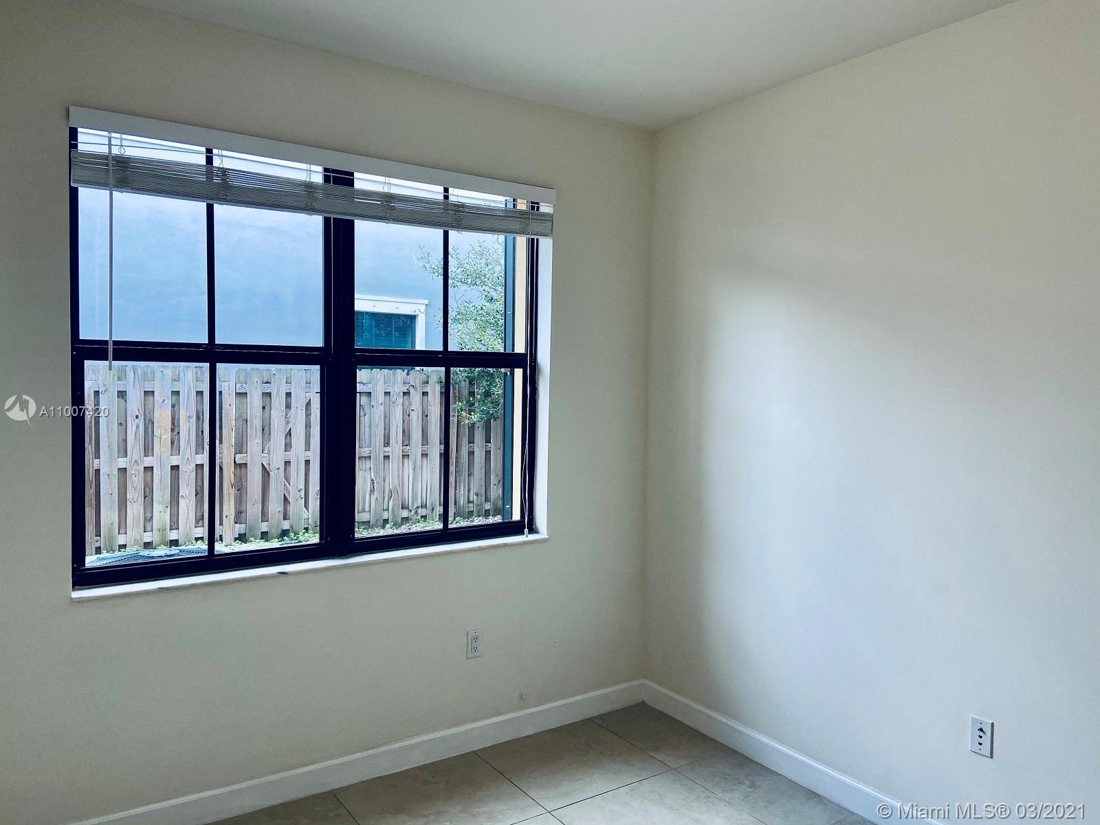 DORAL CAY - Residential Lease