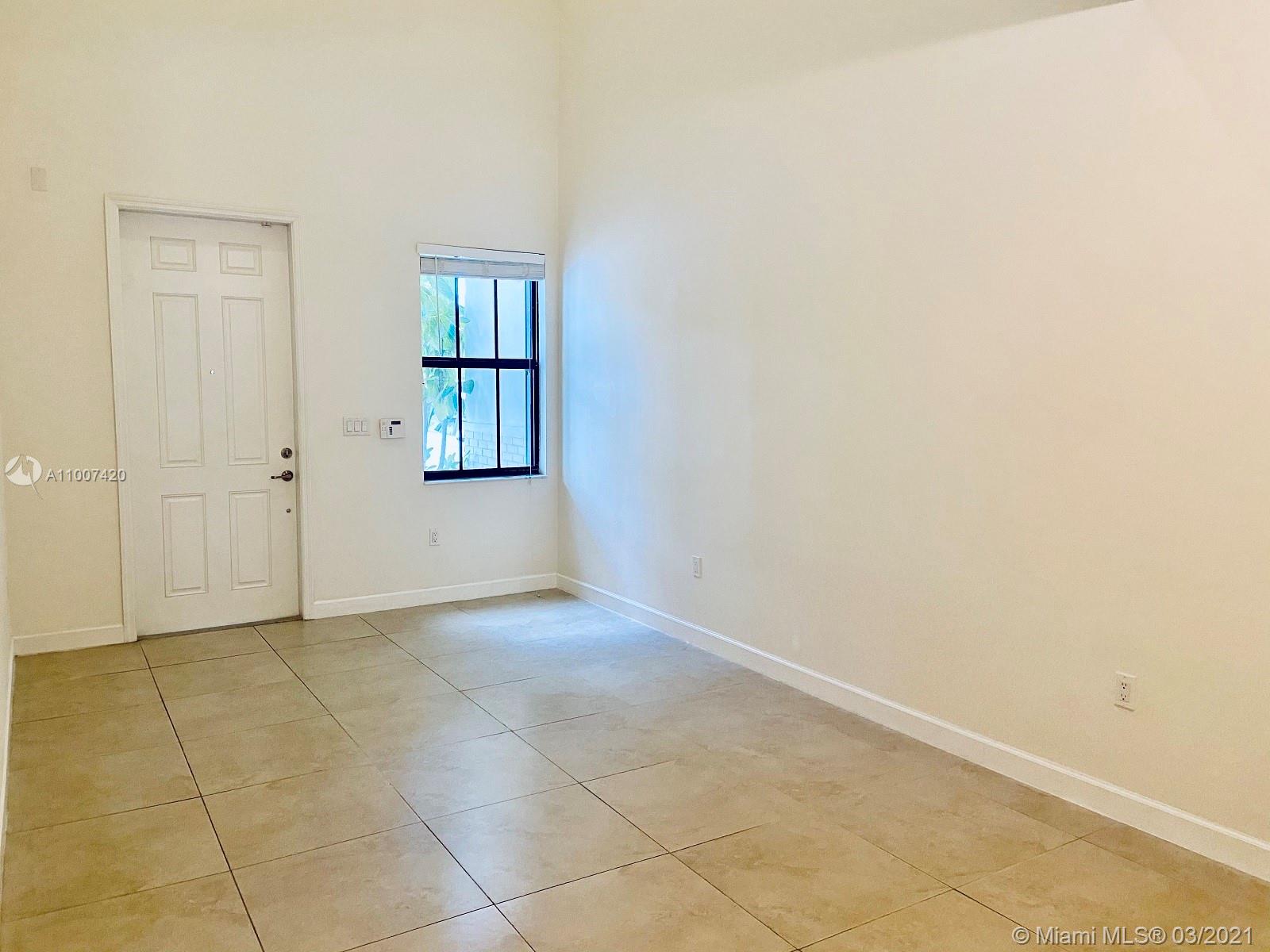 DORAL CAY - Residential Lease