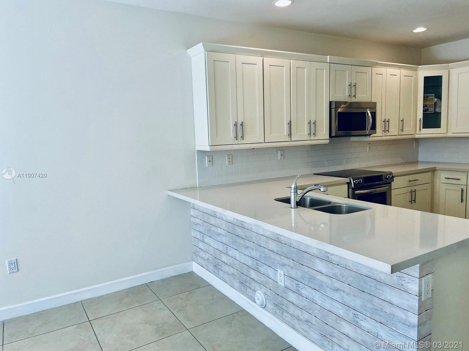 DORAL CAY - Residential Lease
