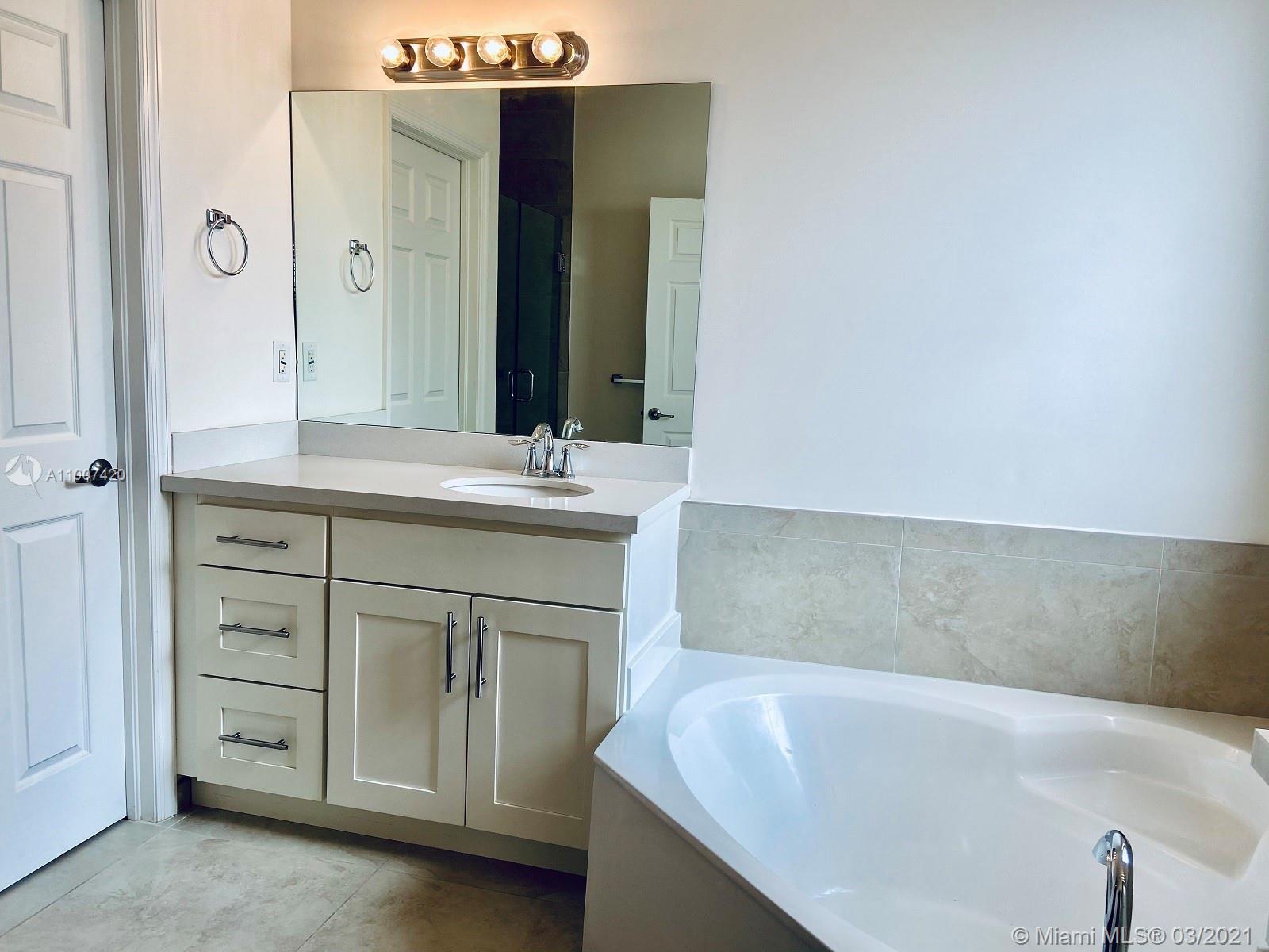 DORAL CAY - Residential Lease