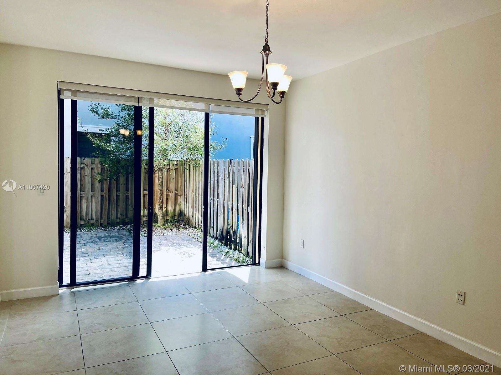 DORAL CAY - Residential Lease