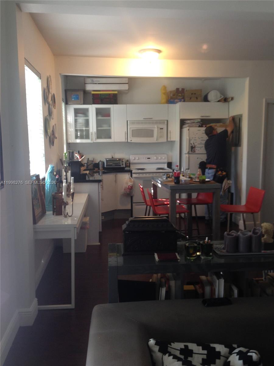 MYSTIC CONDO - Residential Lease