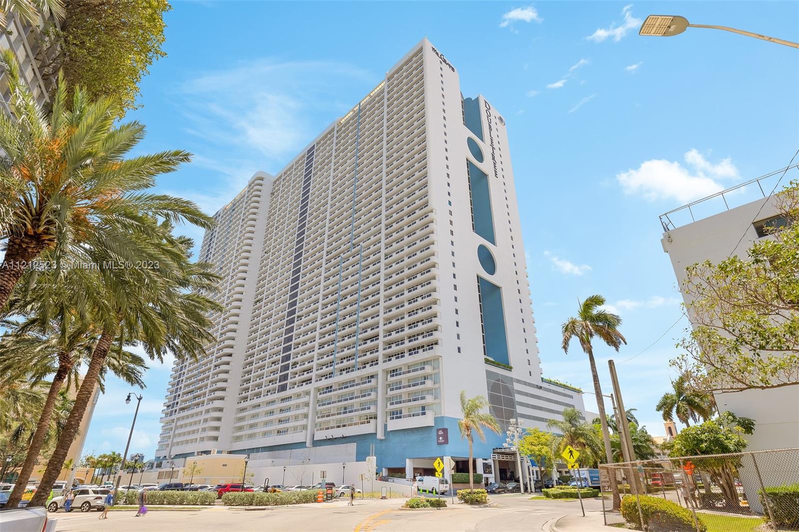 Photo 1 of 1 of 1717 N Bayshore Dr A-2037 condo