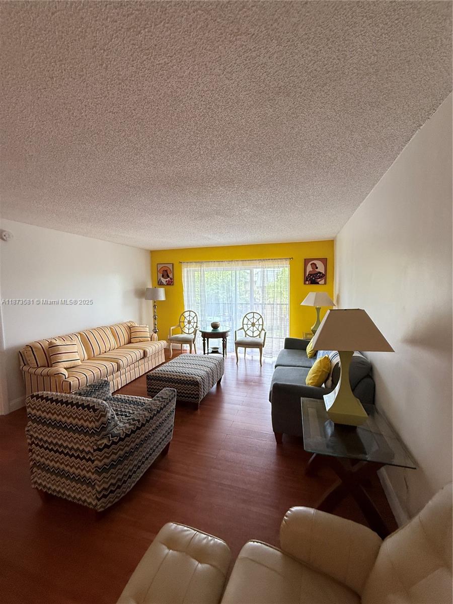 INVERRARY COUNTRY CLUB - Residential