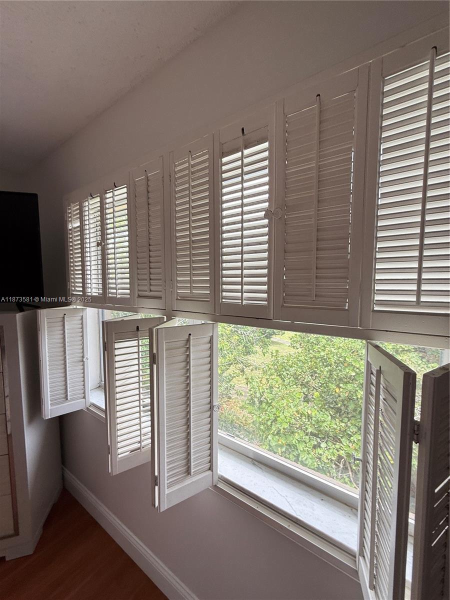 INVERRARY COUNTRY CLUB - Residential