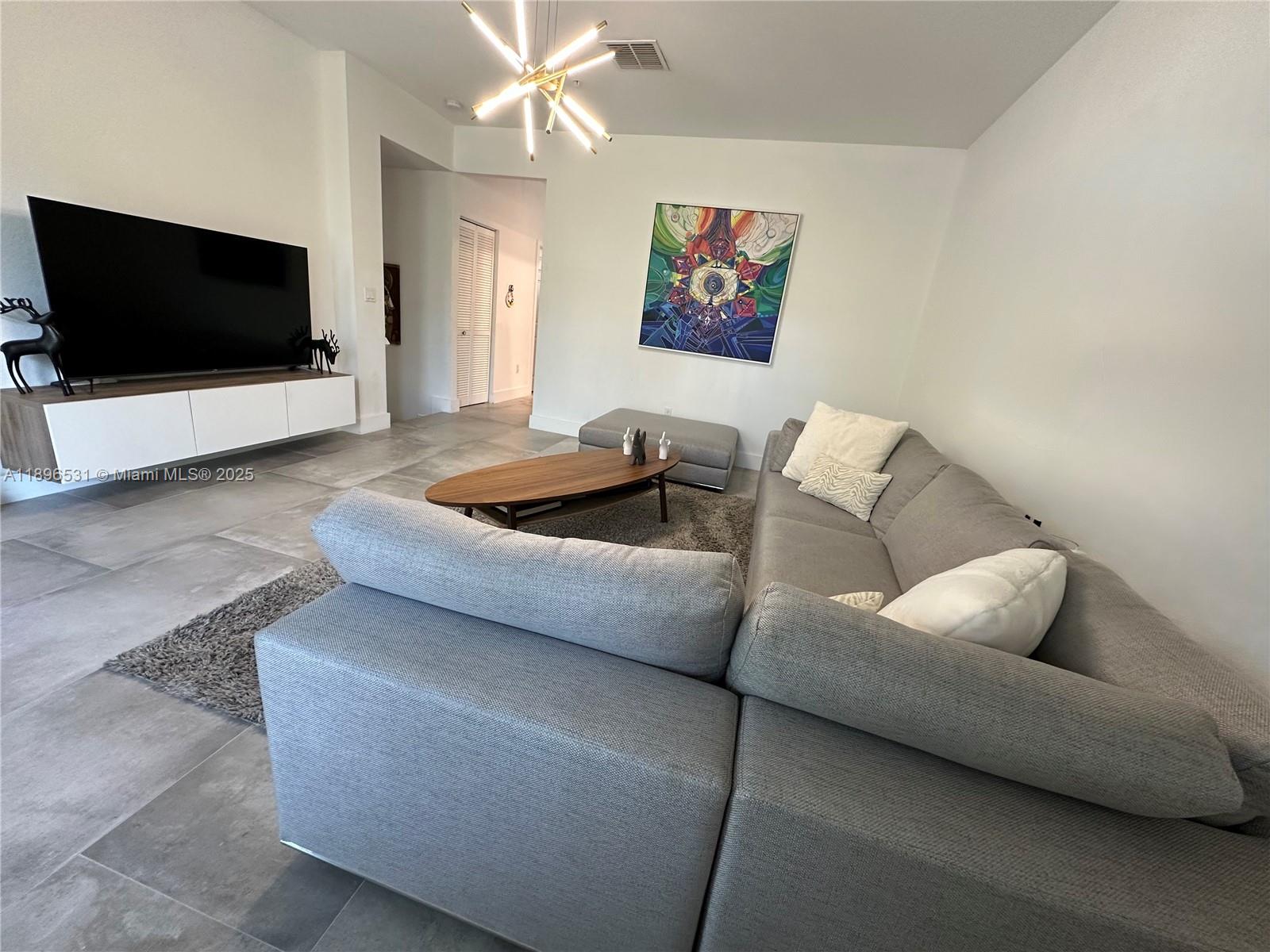 MIRAMAR RESIDENTIAL PLAT - Residential Lease