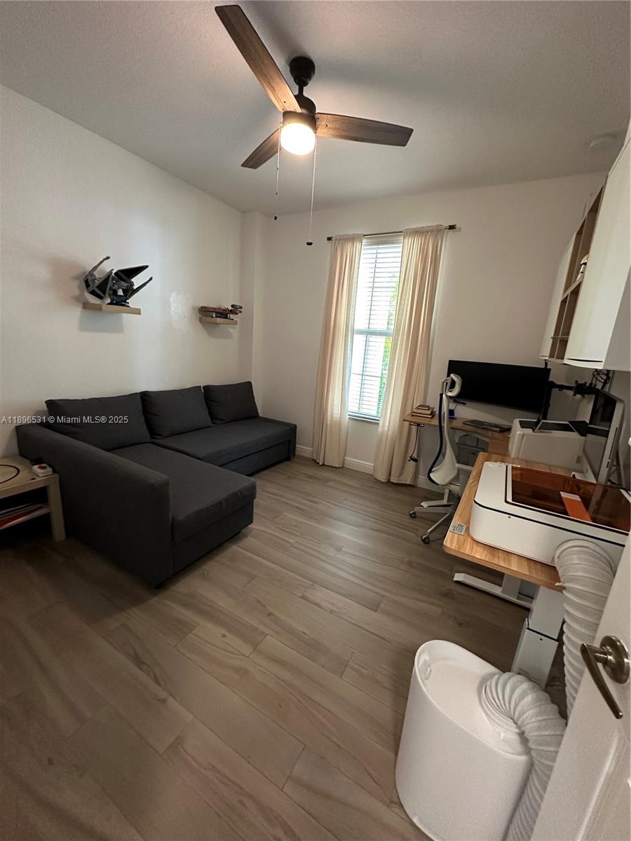 MIRAMAR RESIDENTIAL PLAT - Residential Lease