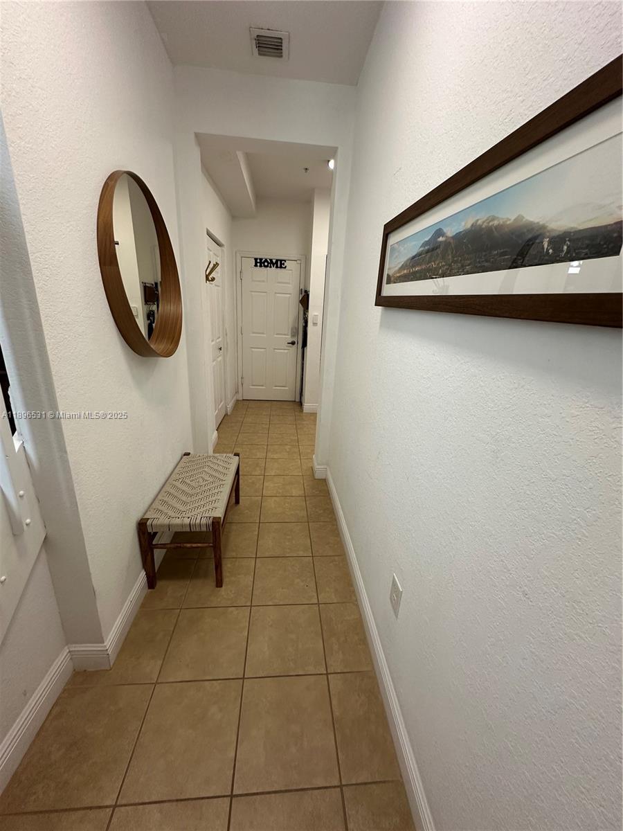 MIRAMAR RESIDENTIAL PLAT - Residential Lease