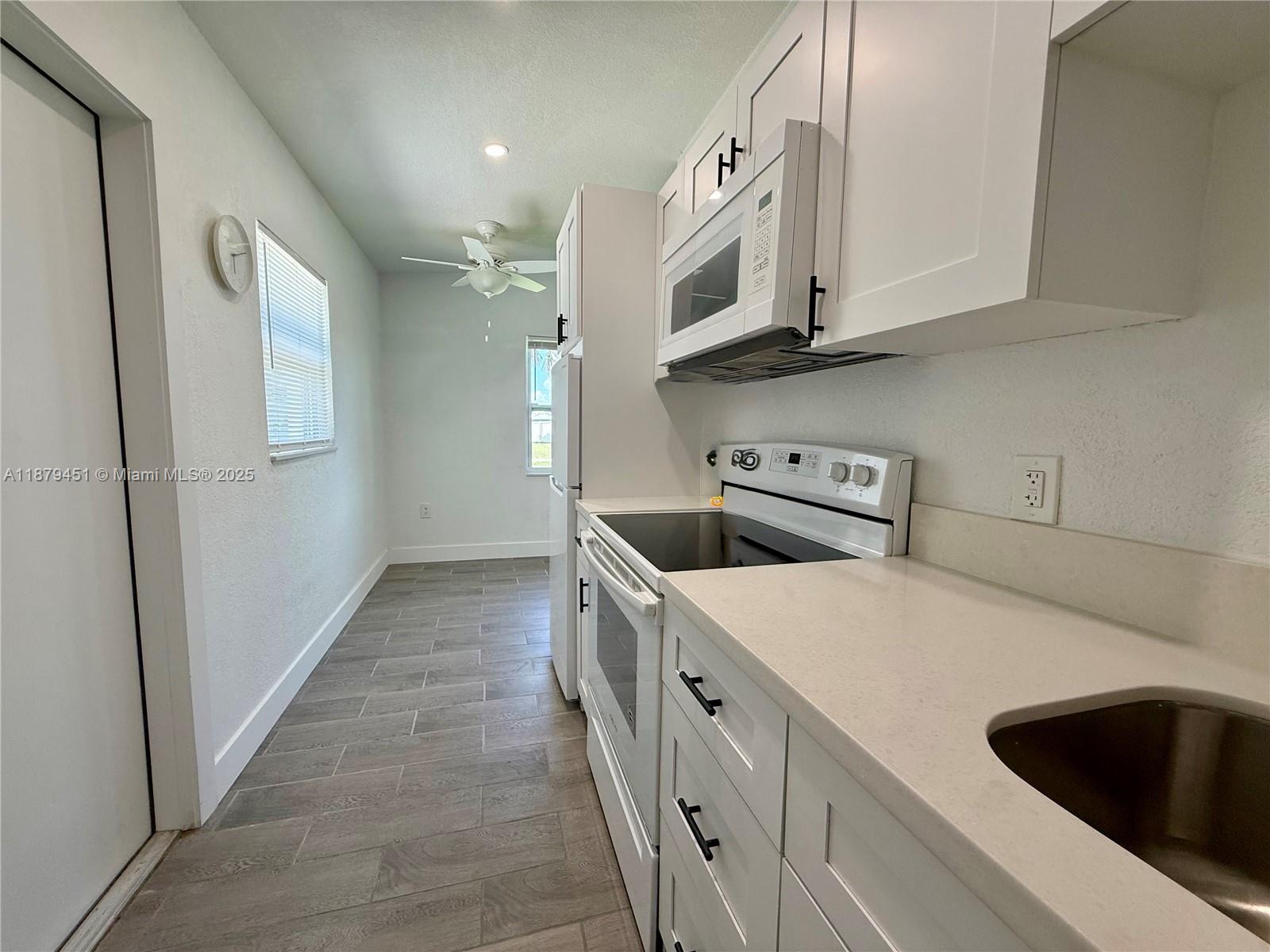 PORT CHARLOTTE - Residential Lease