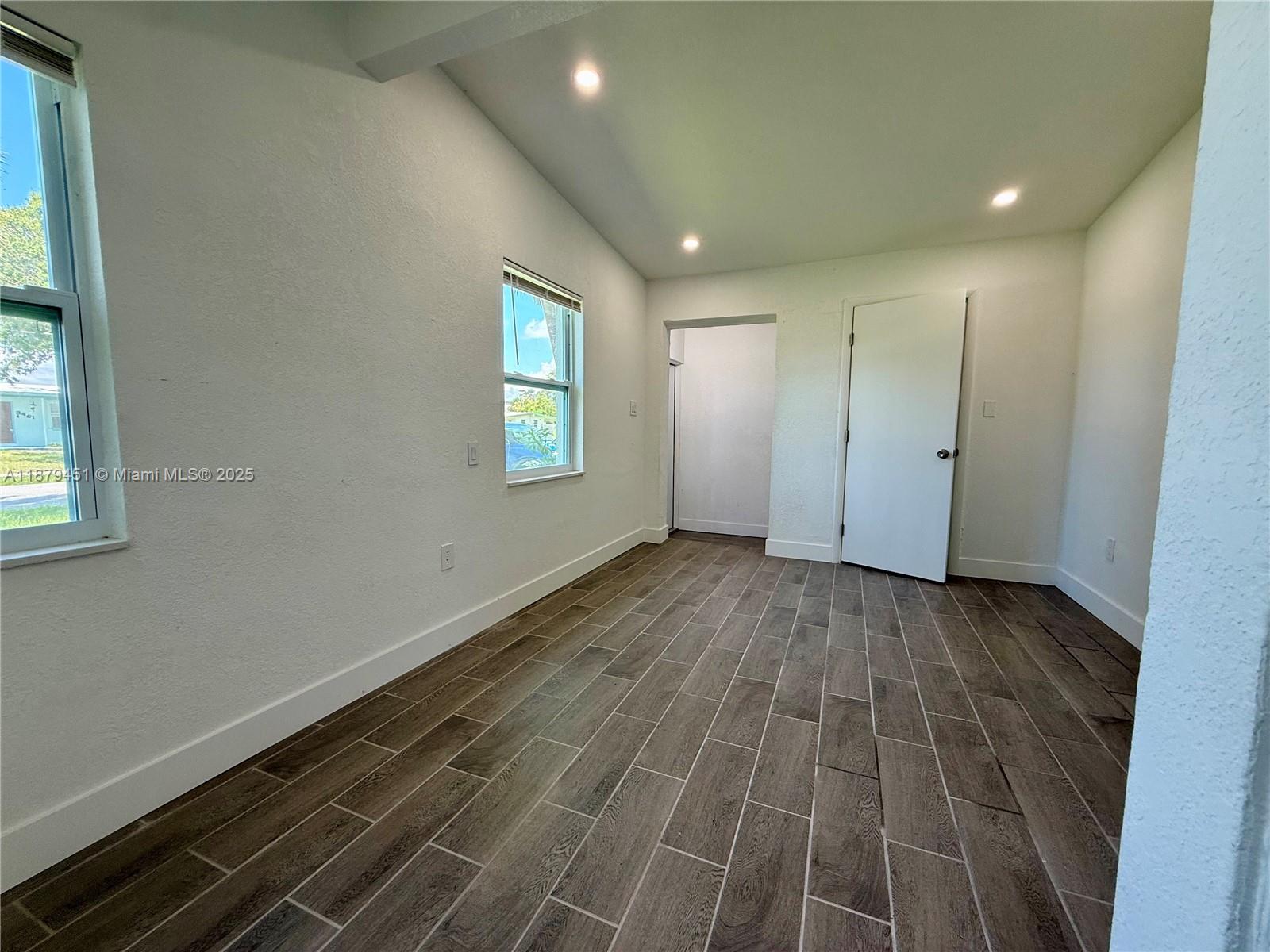 PORT CHARLOTTE - Residential Lease