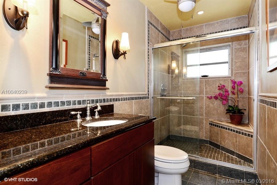 Lloyd Estates - Residential