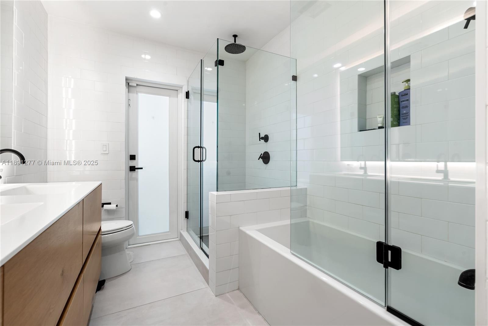 DEL-MAR ESTATES FIRST ADD - Residential Lease