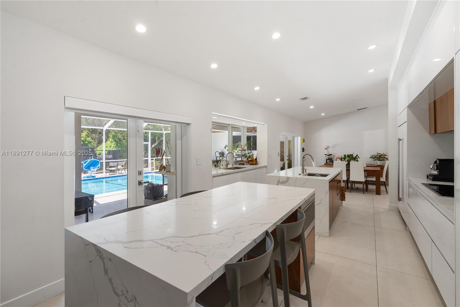 DEL-MAR ESTATES FIRST ADD - Residential Lease