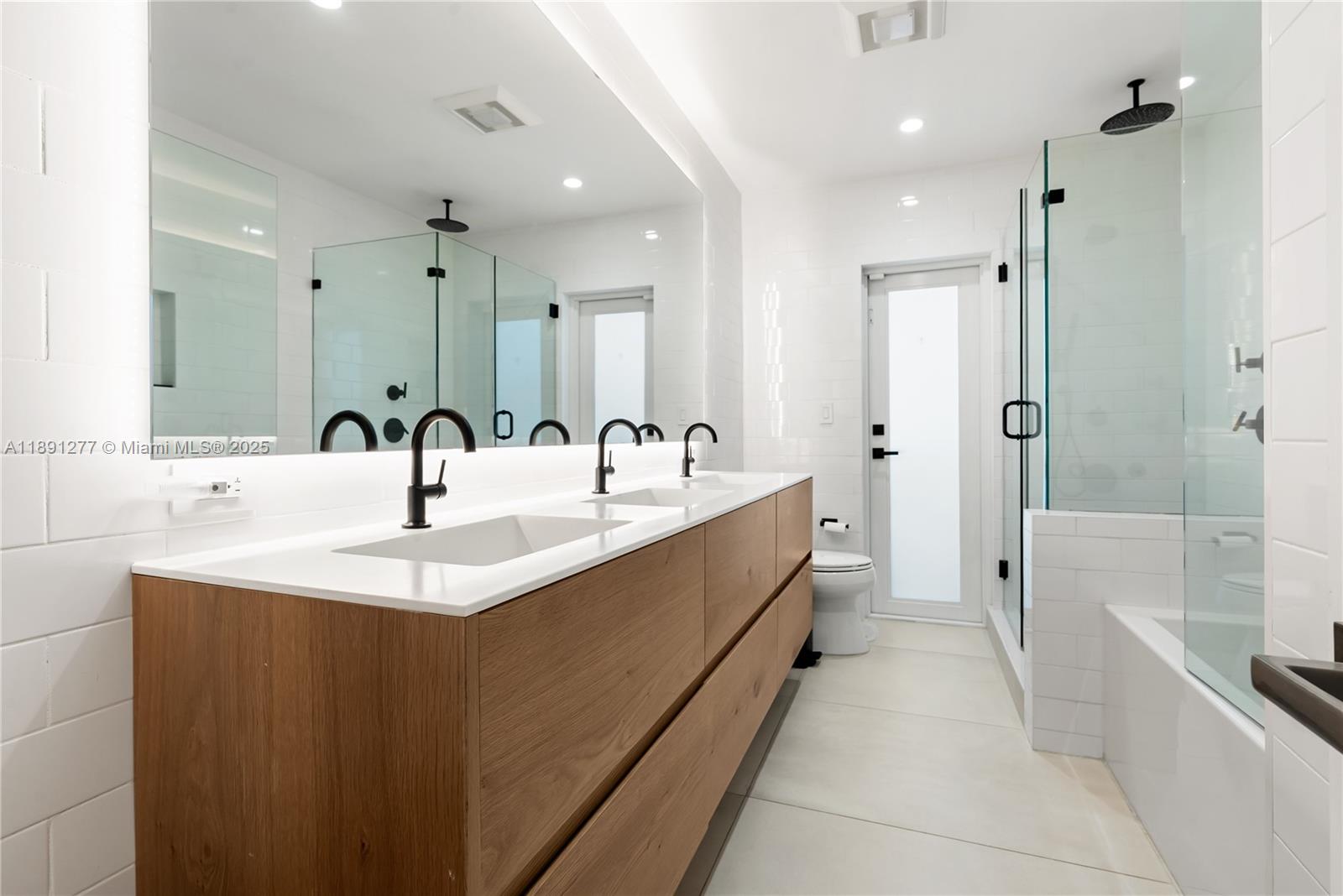 DEL-MAR ESTATES FIRST ADD - Residential Lease