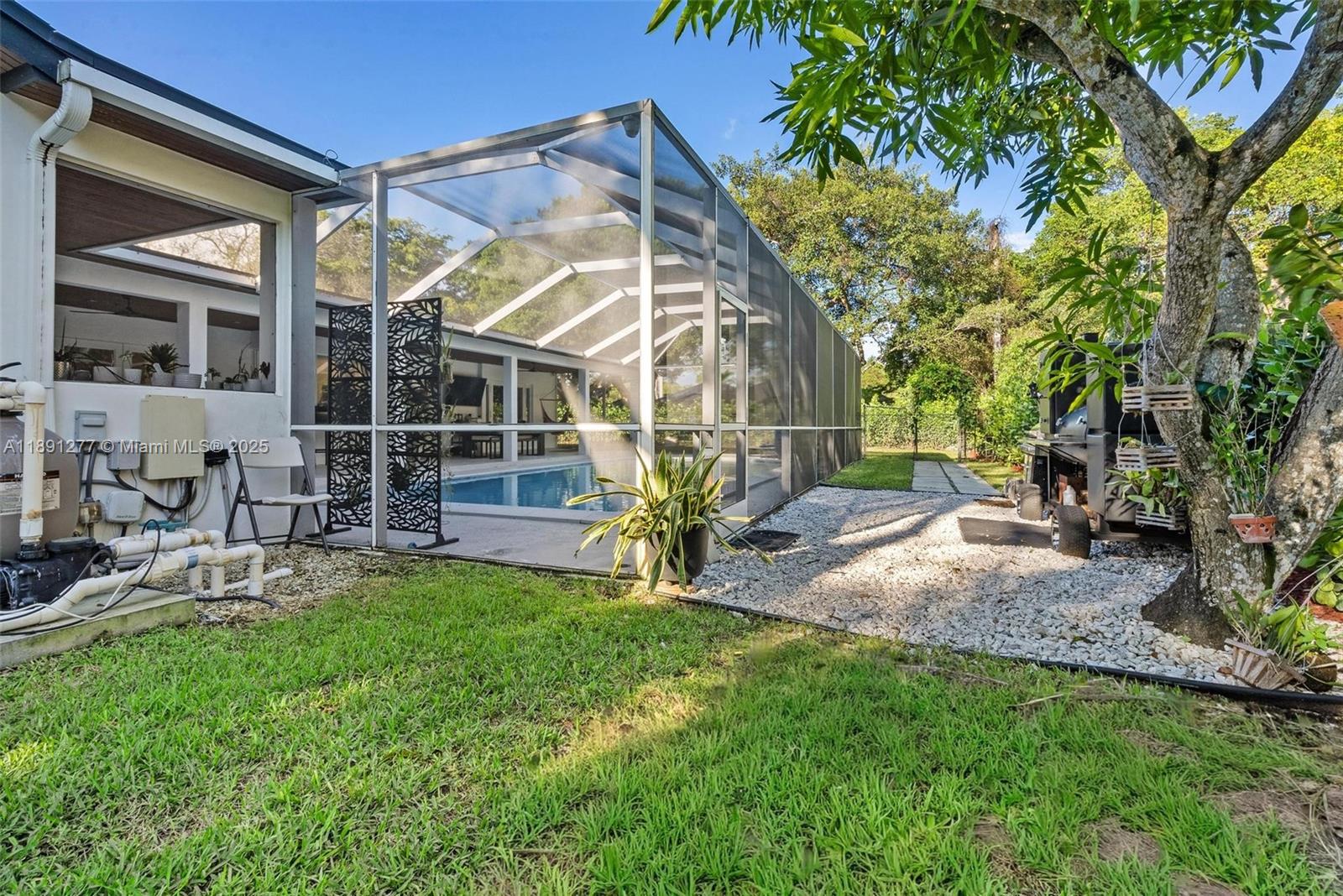 DEL-MAR ESTATES FIRST ADD - Residential Lease