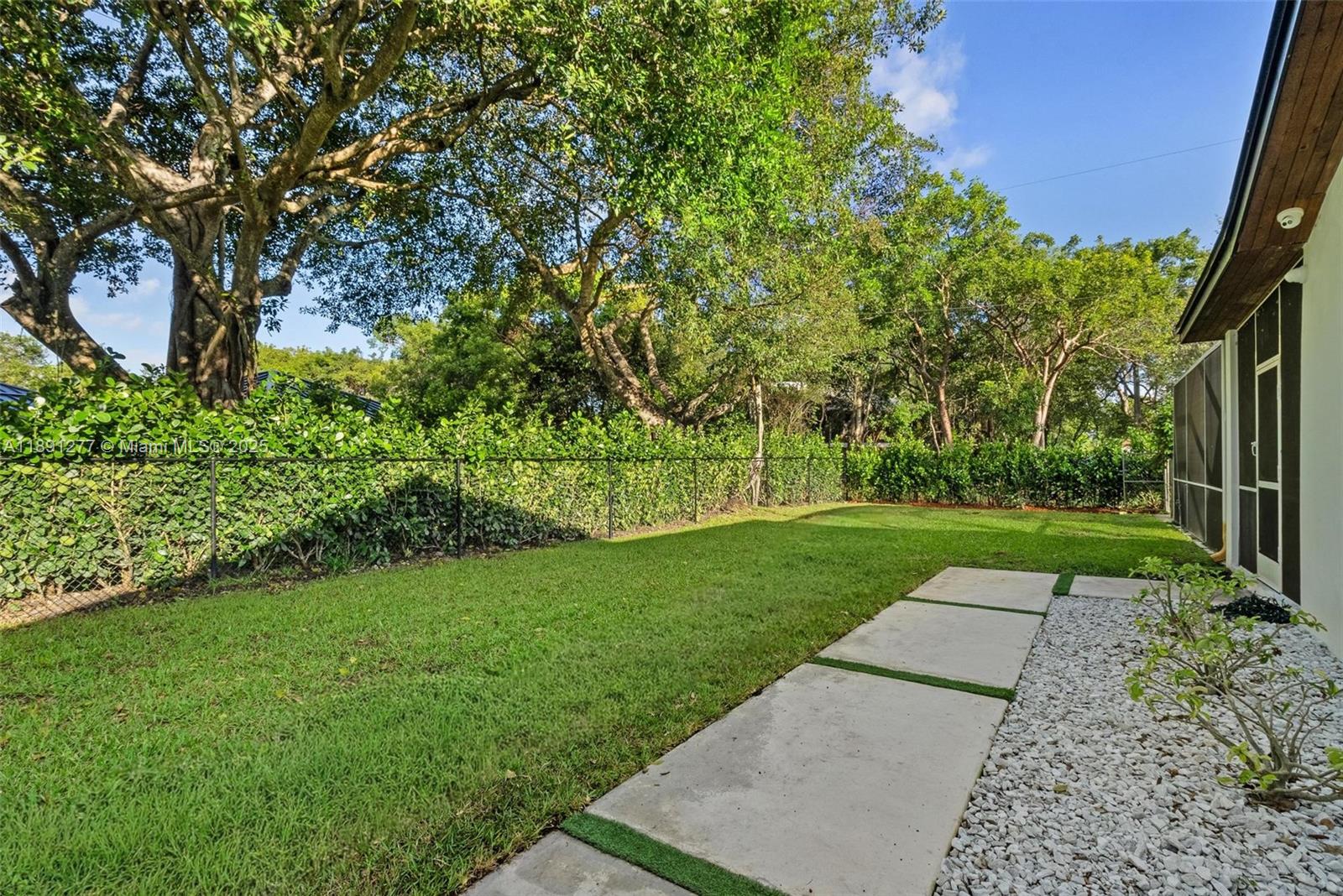 DEL-MAR ESTATES FIRST ADD - Residential Lease