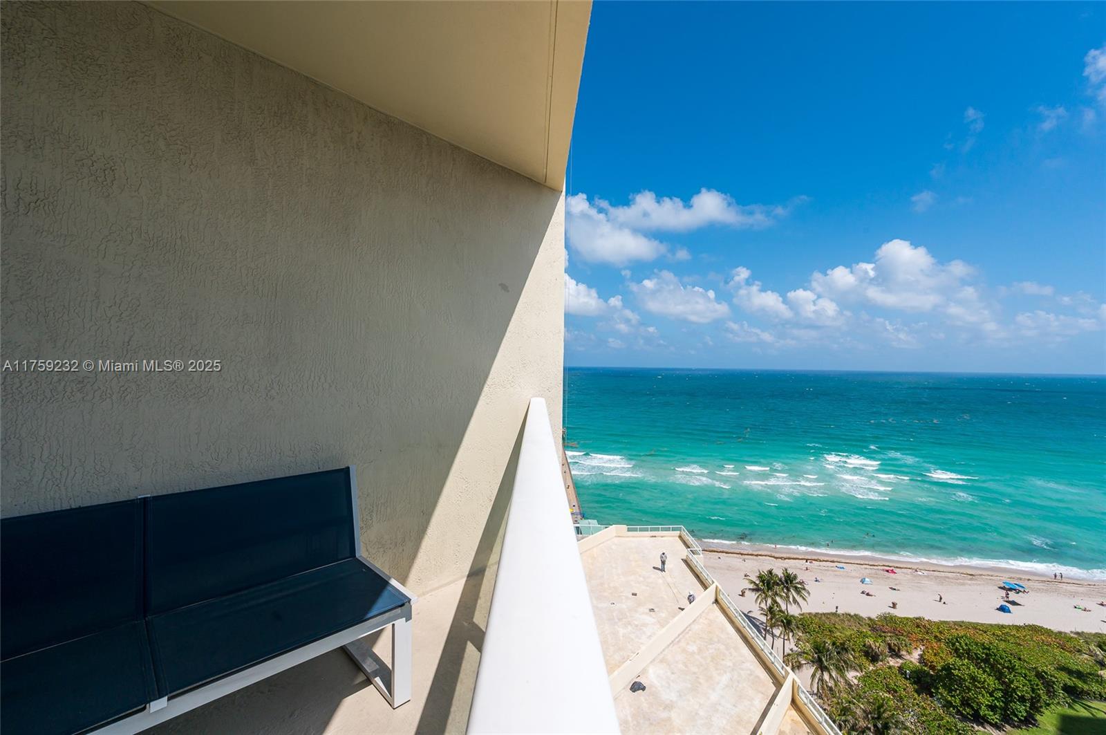 LA PERLA CONDO - Residential