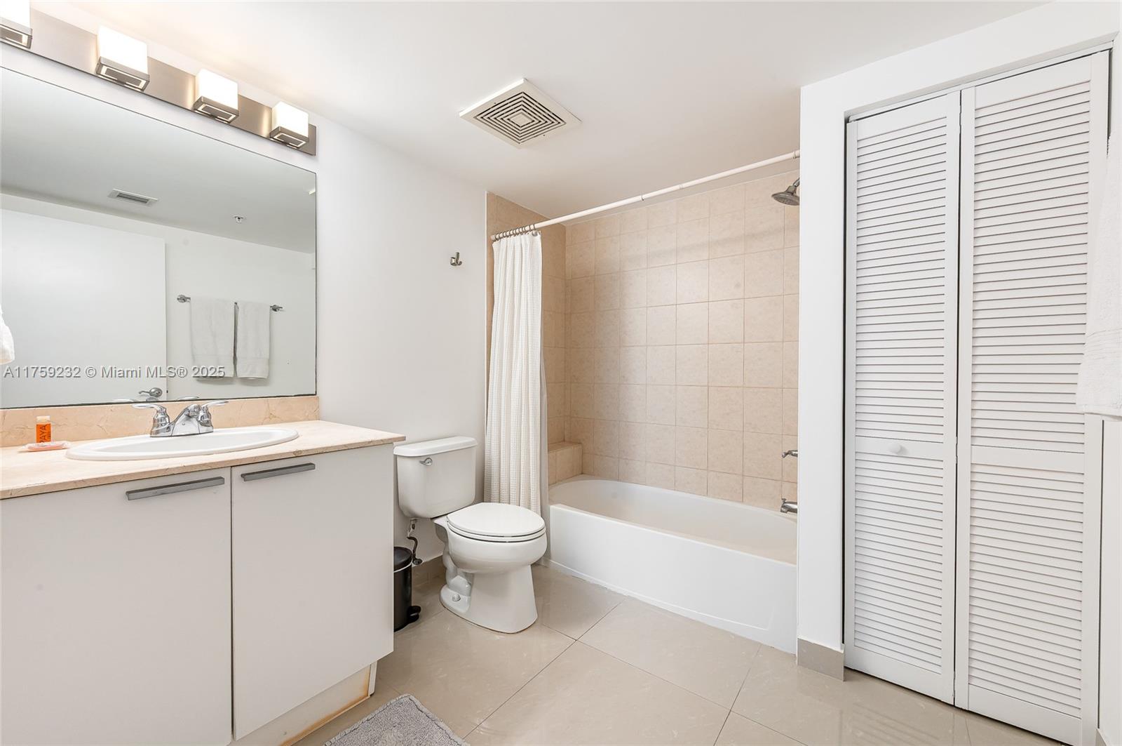 LA PERLA CONDO - Residential
