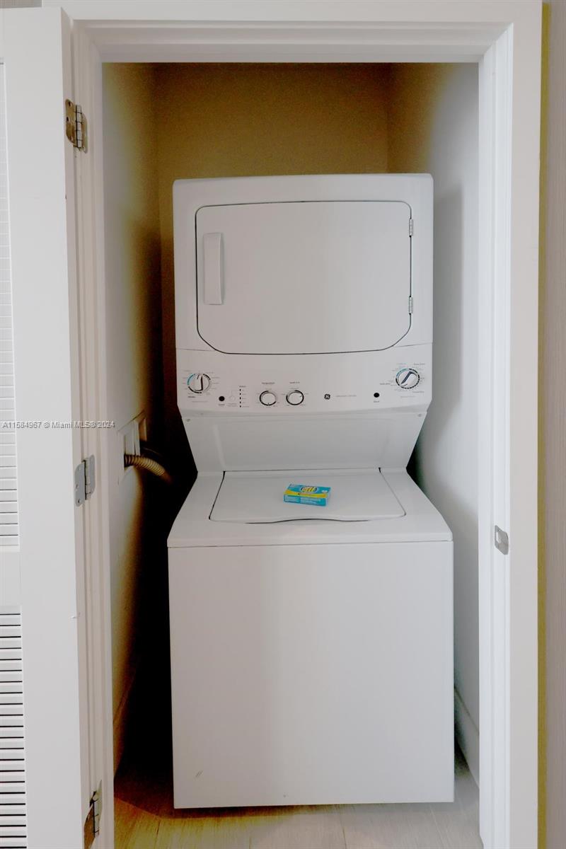 4010 SOUTH OCEAN CONDO - Residential Lease