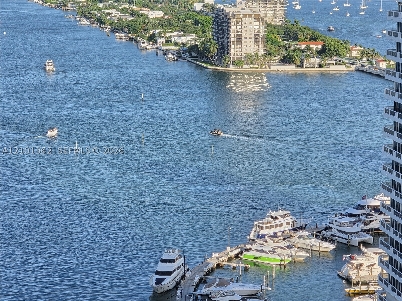 1750 N Bayshore Dr 2808