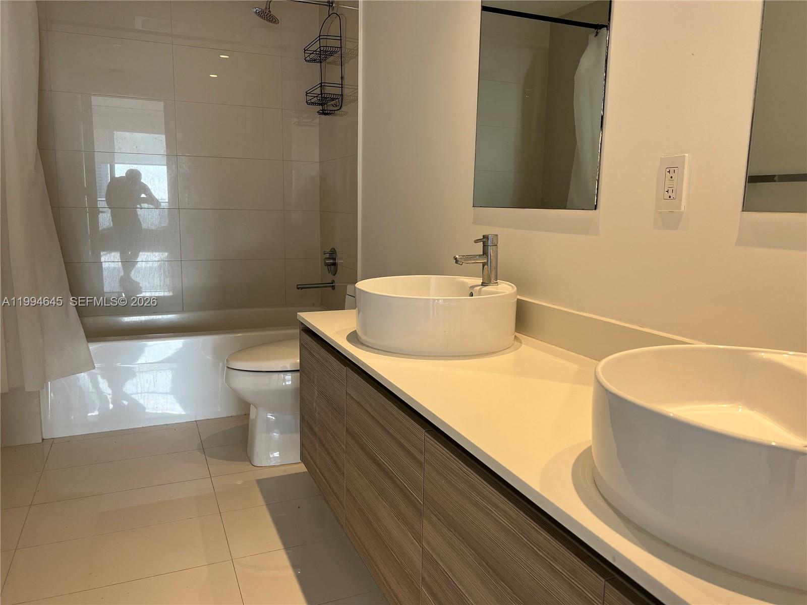 3401 MIDTOWN CONDO - Residential