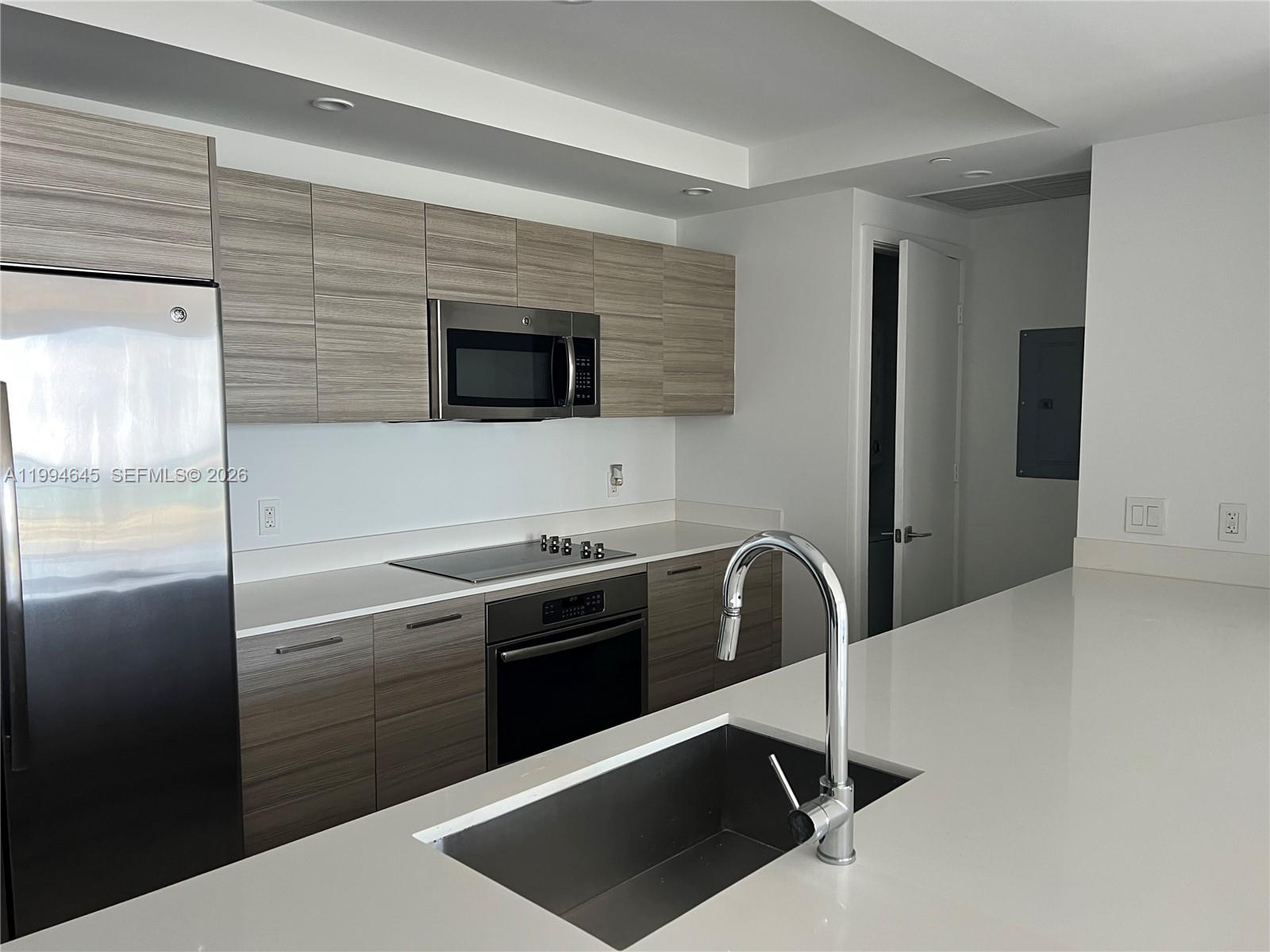 3401 MIDTOWN CONDO - Residential