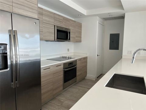 121 NE 34th St 1207 Miami FL 33137